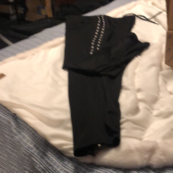 EUC Pink Victoria Secret Track Pants Large Pink Logo On Side Zip On Side & Leg - Picture 9 of 9